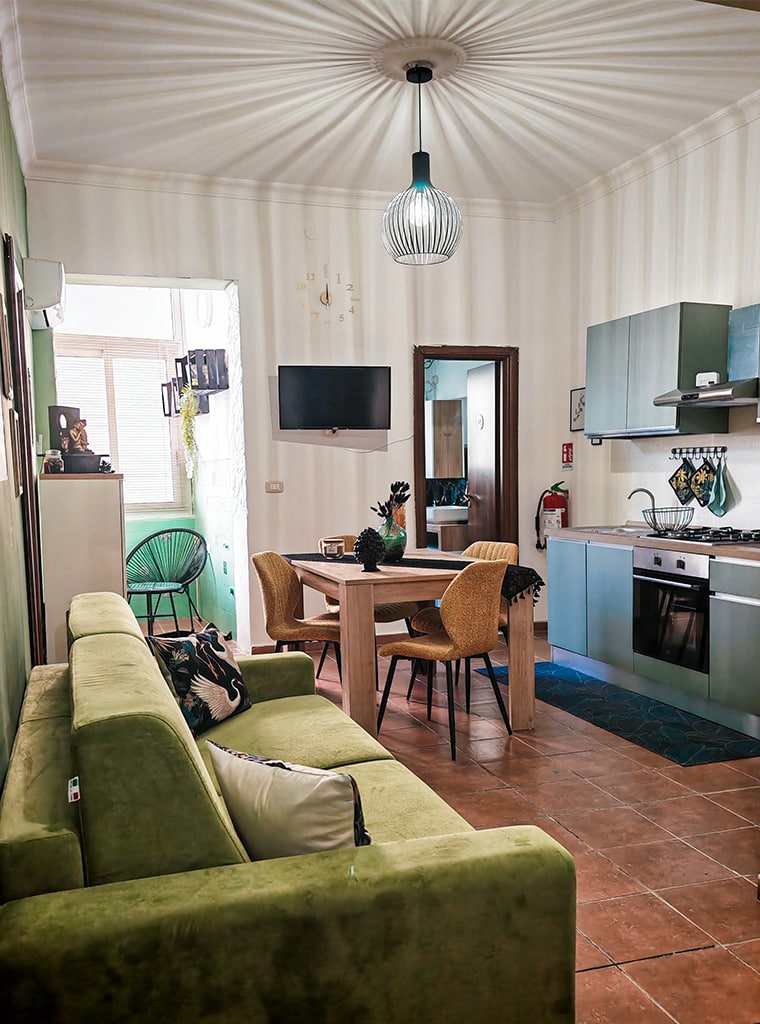 the apartment living area kitchen big - Guest House Scalia Palermo