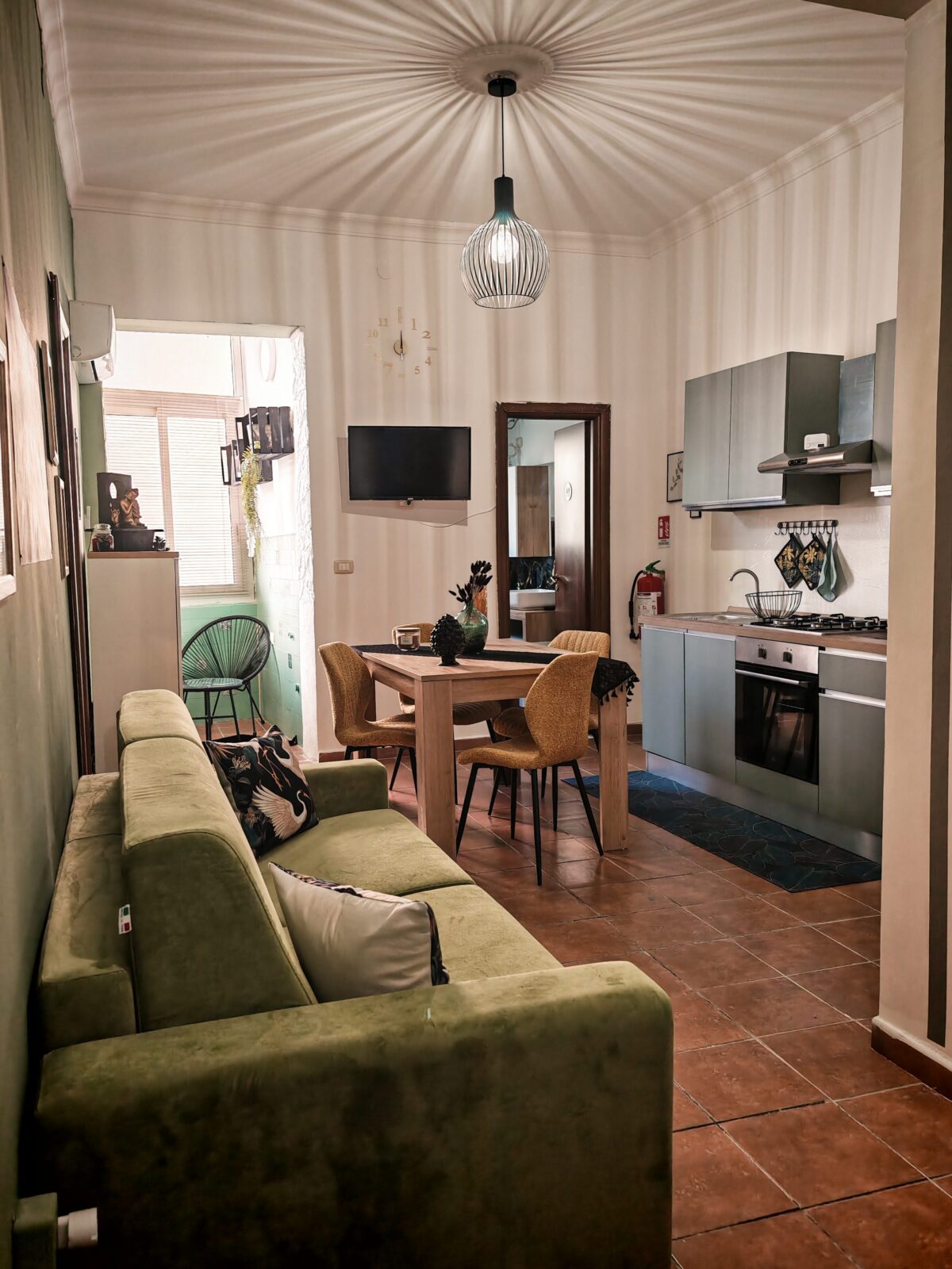 Living room and Fully Equipped Modern Kitchen - Guest House Scalia Palermo img 20251119 142222