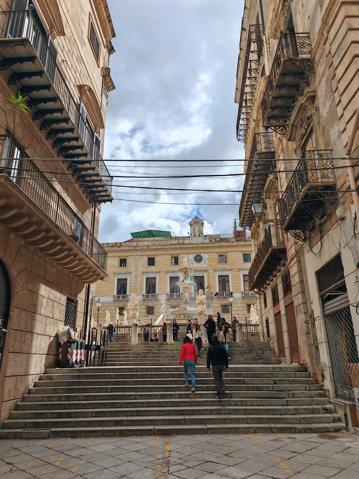 What to See in Palermo in One Day: A Walking Itinerary Through the Old Town 3 The Pretoria Fountain in Piazza Pretoria, Palermo